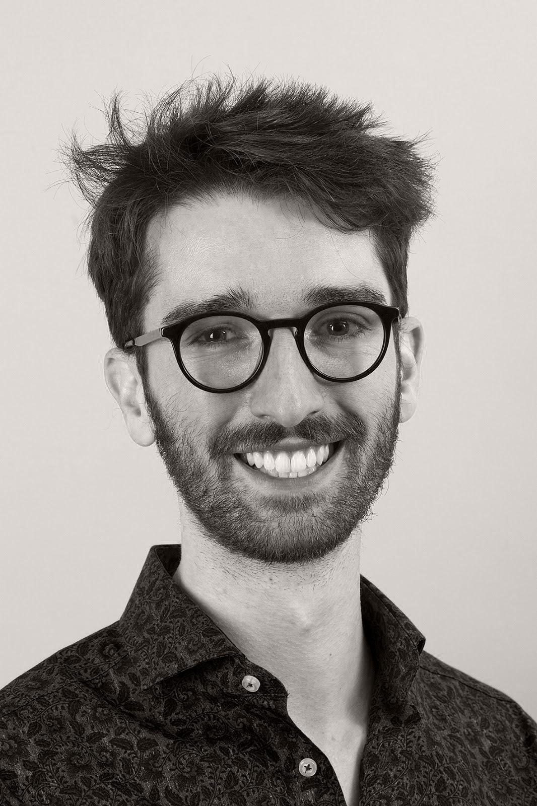 Dr.  Peter Pihlmann Pedersen