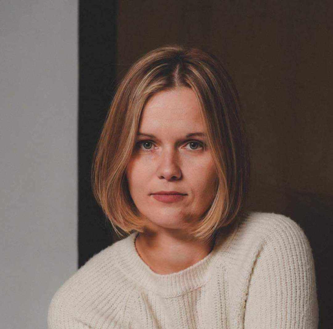 Dr. Vira Bondar