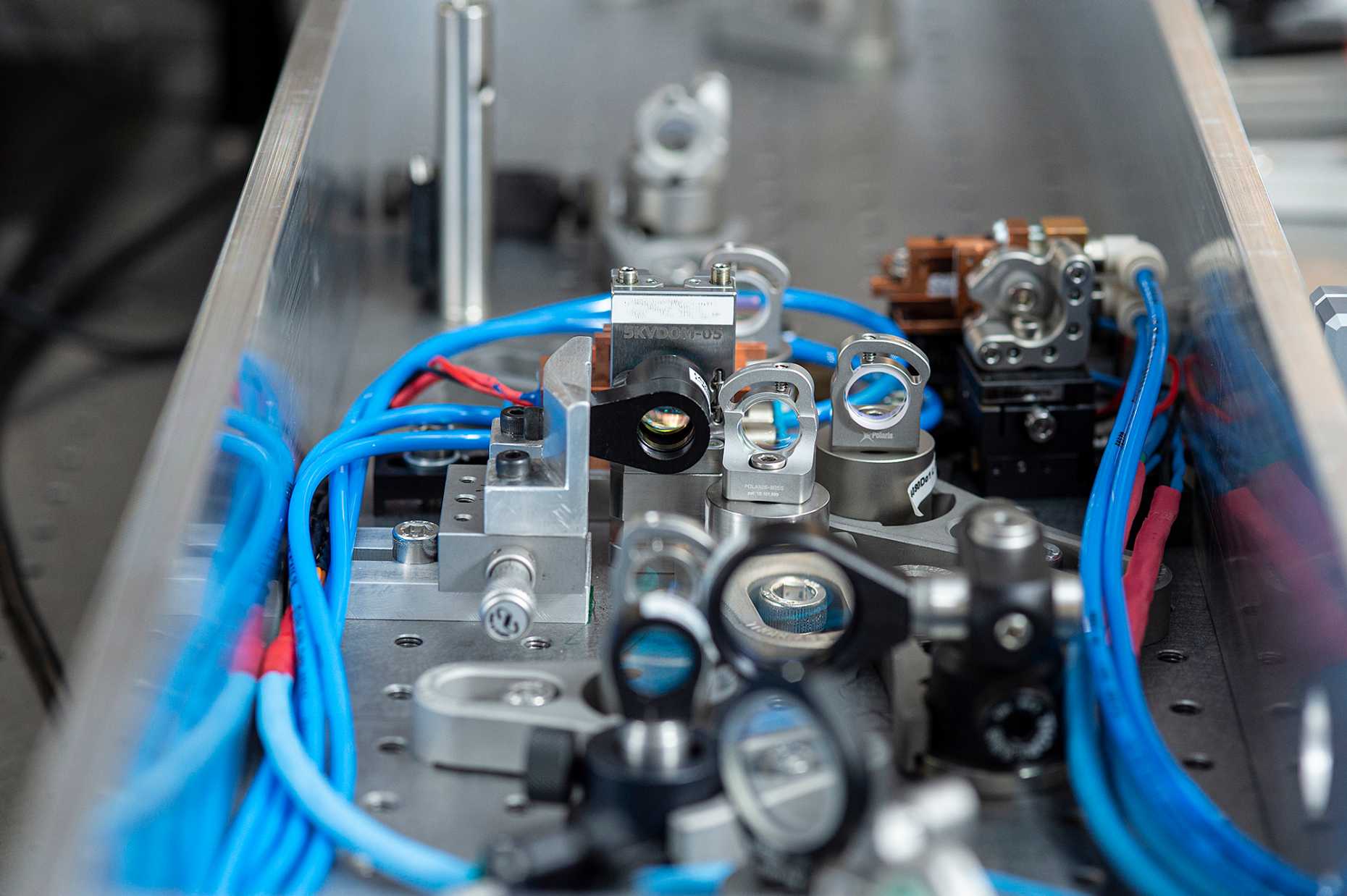 Detail des Doppelkamm-Laser Prototyps (Foto: ETH Zürich/D-PHYS/Heidi Hostettler)