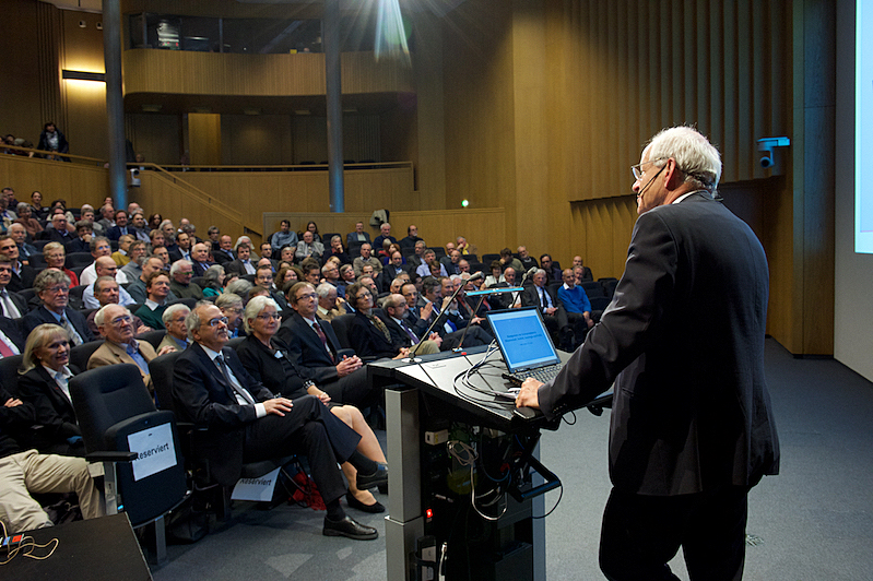 Vergrösserte Ansicht: Abschiedsvorlesung Prof. R. Eichler im Audimax