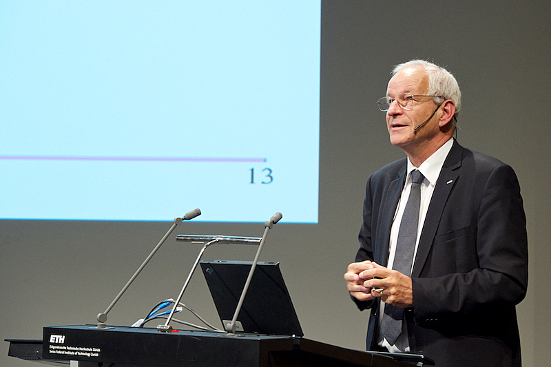 Vergrösserte Ansicht: Abschiedsvorlesung Prof. R. Eichler im Audimax