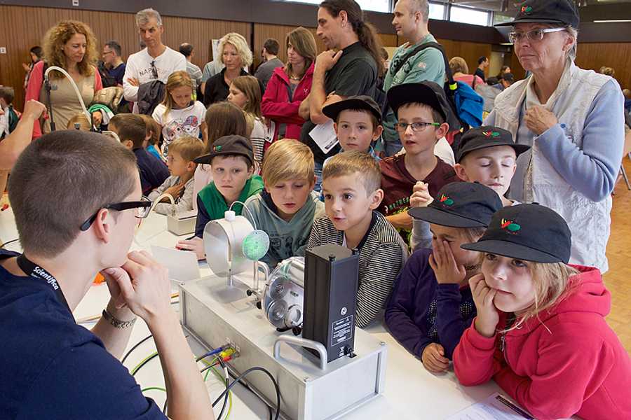 Vergrösserte Ansicht: D PHYS an der Scientifica 2015