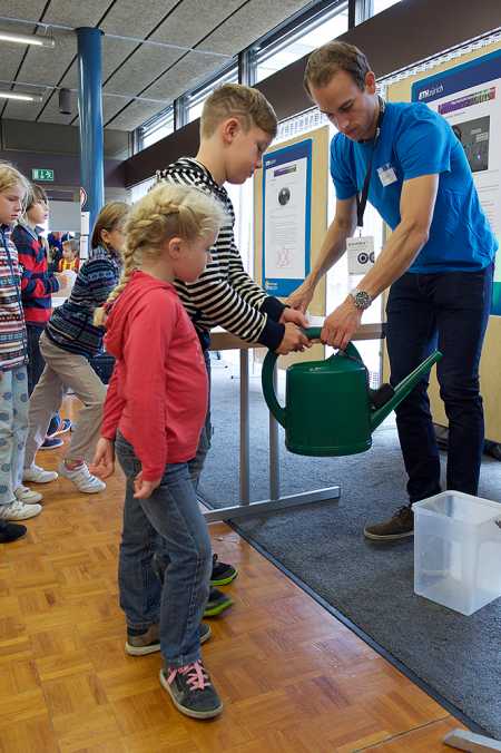 Vergrösserte Ansicht: D PHYS an der Scientifica 2015