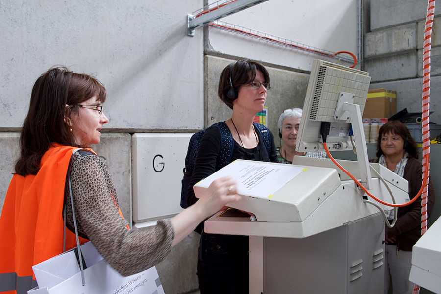 Vergrösserte Ansicht: Departement Day 2015: D-PHYS at PSI