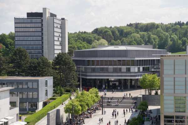Campus Hönggerberg der ETH Zürich - Physikgebäude