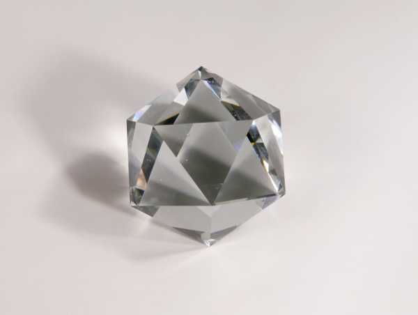 Icosahedron, glas model