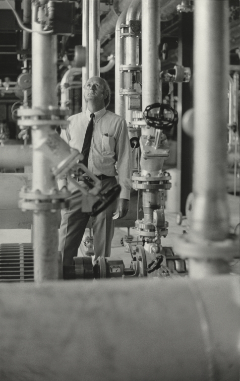 Enlarged view: Prof. Dr. Jean-Pierre Blaser at the former Swiss Institute for Nuclear Research (SIN) in Villigen, ca. 1970.