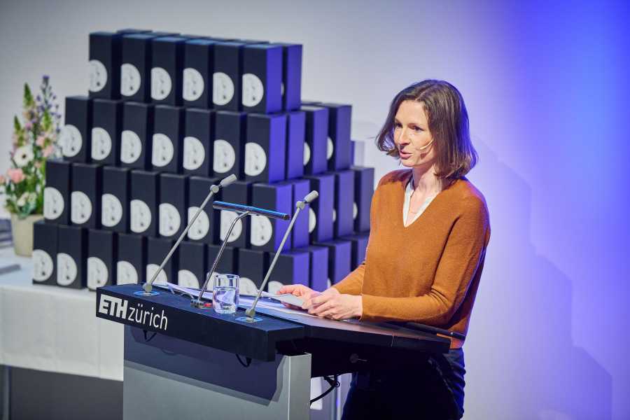 Susanne Dröscher