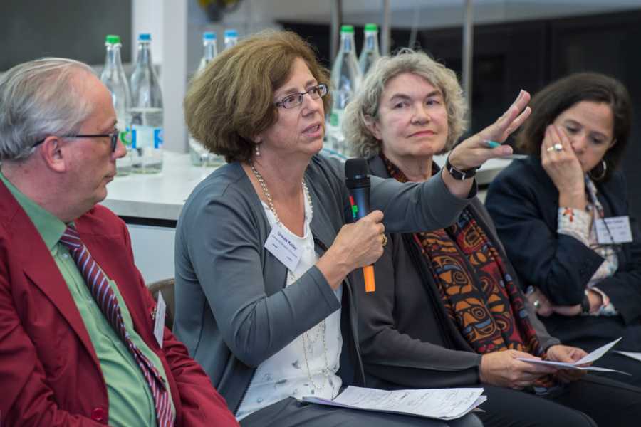Enlarged view: Gender and Science Meeting