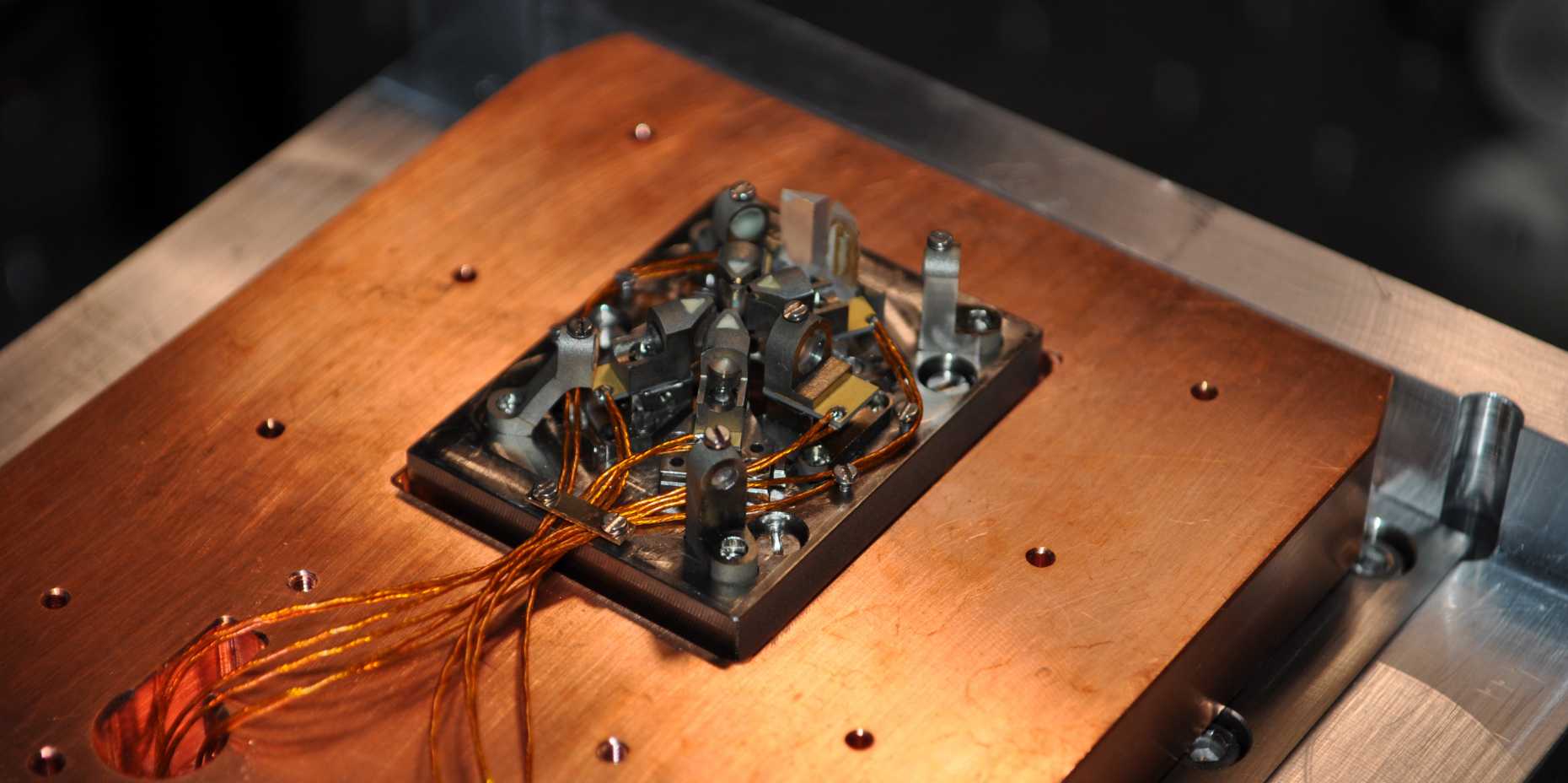 Enlarged view: Detail view of the experimental set-up